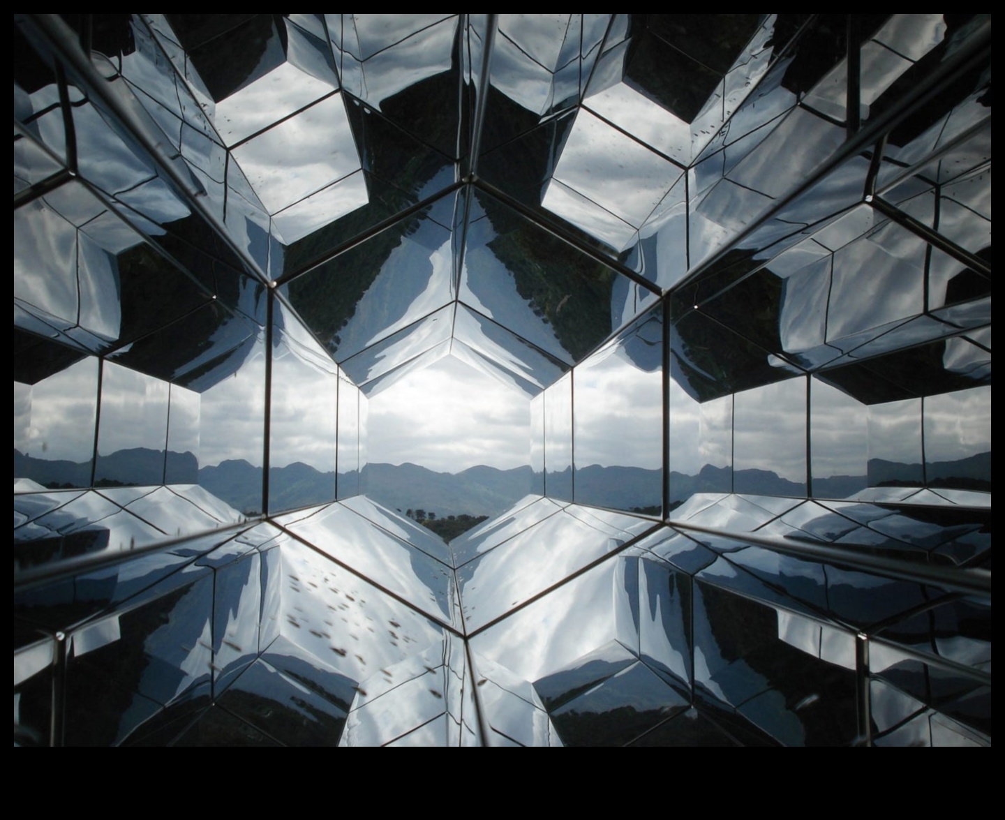 Design Renaissance Reimaginarea instrumentelor de inovare 3 Renașterea designului: revigorarea artei instrumentelor inovatoare